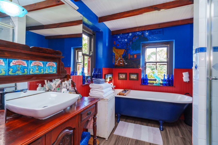 4 Bedroom Property for Sale in Meadowsteads Western Cape